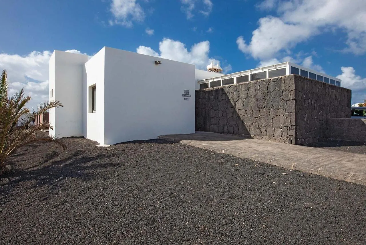 Lucia Villa Playa Blanca